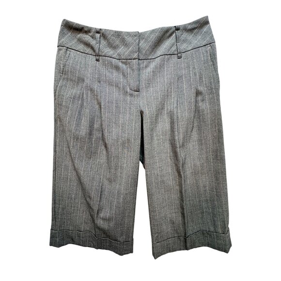 Ann Taylor Loft Capri Shorts Womens Gray 6 Ann Pinstriped Flat Front Casual - Picture 1 of 12
